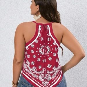 Super cute bandana shirt!